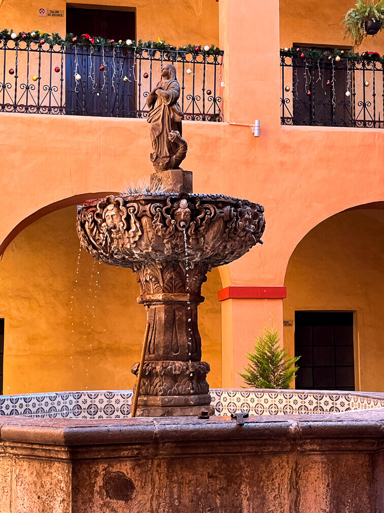 Convento de la Santa Cruz – Raíces de fe y leyenda en el corazón de Querétaro | Rhual