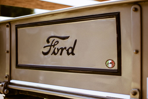 Expo de Autos Clásicos – Ciudad Universitaria | Exposiciones – Rhual