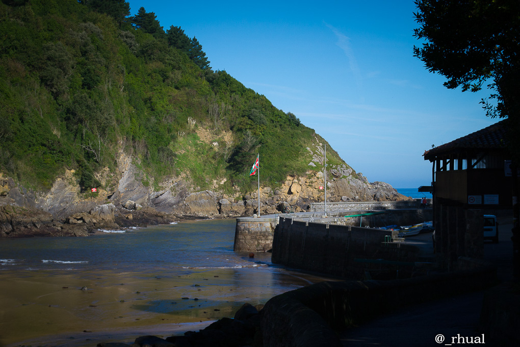 Ea – Encanto pesquero detenido en el tiempo | Rhual