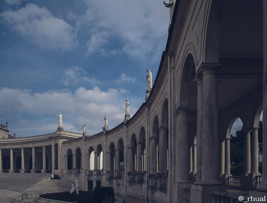 Fátima – Un Lugar de Luz y Silencio Interior | Rhual