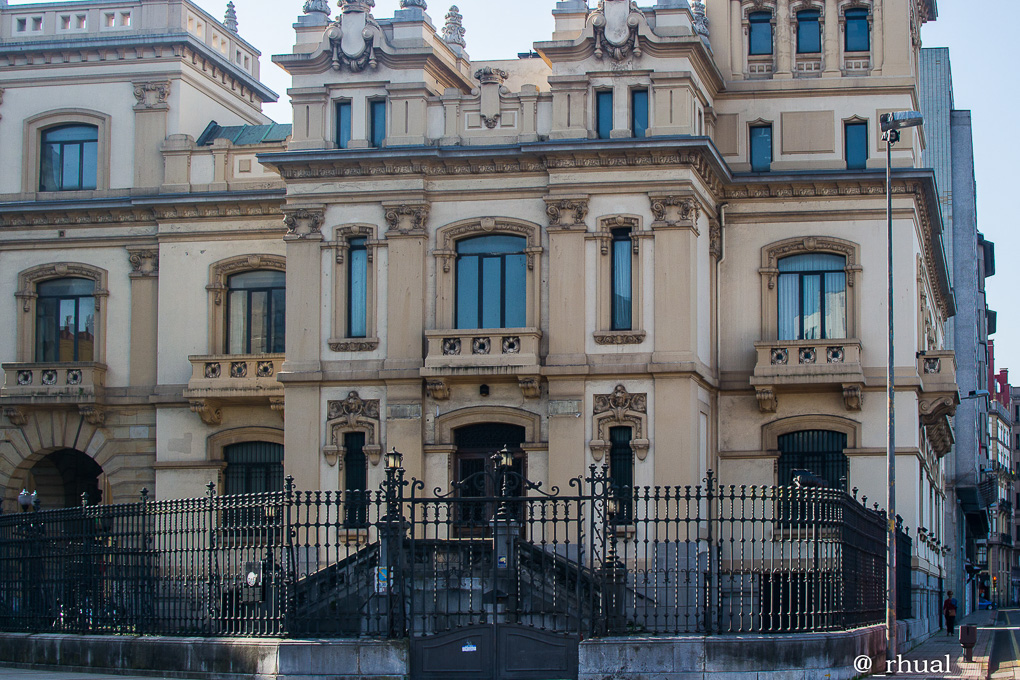 Gijón – Tradición, mar y sidra en el corazón de Asturias | Rhual