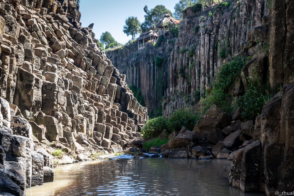 Huasca – Bosque, prismas y tradición minera | Rhual