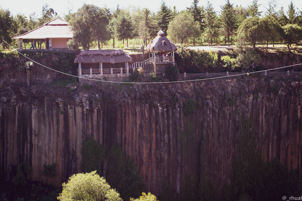 Huasca – Bosque, prismas y tradición minera | Rhual