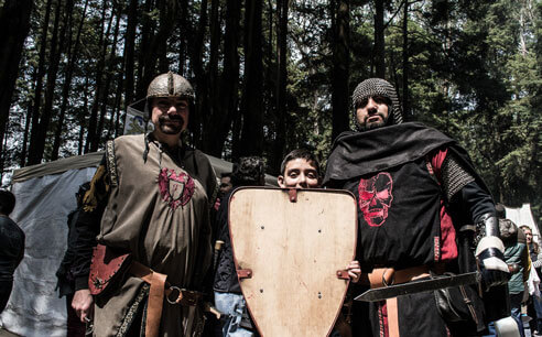 Mundo Medieval México – Convento del Desierto de los Leones - CDMX: Músicos, Bailarinas y Actores especialistas en el re creacionismo, fantasía e Historia medieval.