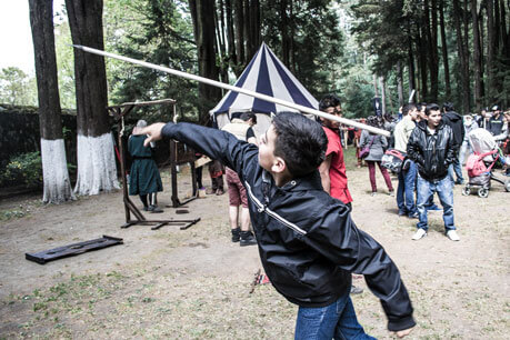 Mundo Medieval México – Convento del Desierto de los Leones - CDMX: Músicos, Bailarinas y Actores especialistas en el re creacionismo, fantasía e Historia medieval.
