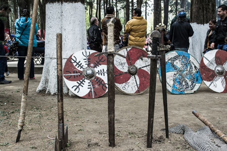 Mundo Medieval México – Convento del Desierto de los Leones - CDMX: Músicos, Bailarinas y Actores especialistas en el re creacionismo, fantasía e Historia medieval.