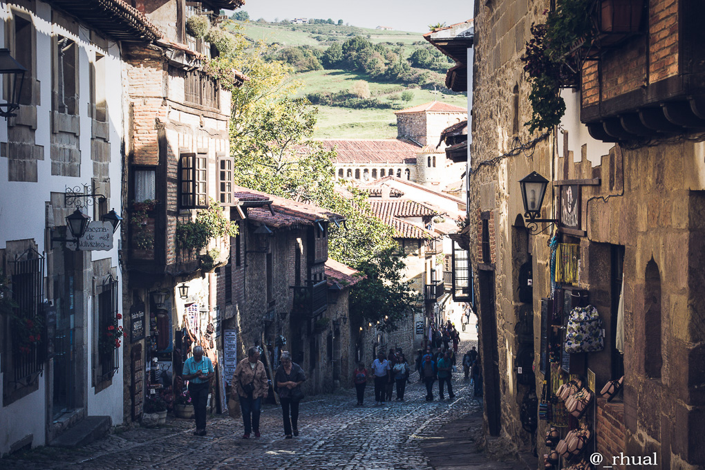 Santillana del Mar – La villa de las tres mentiras | Rhual