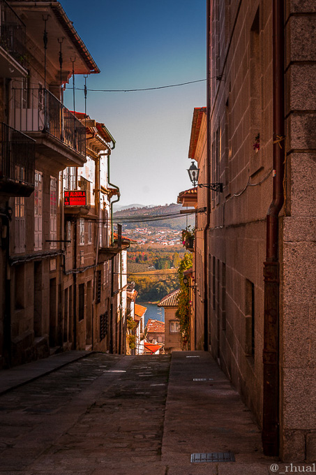 Tui – Ciudad de piedra y agua, frontera del alma gallega | Rhual